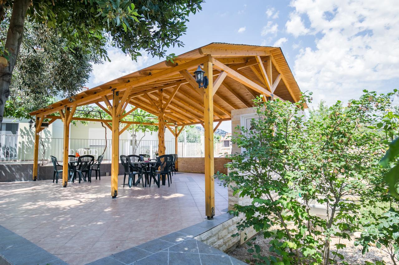 Villa Dimitris Потос Екстер'єр фото