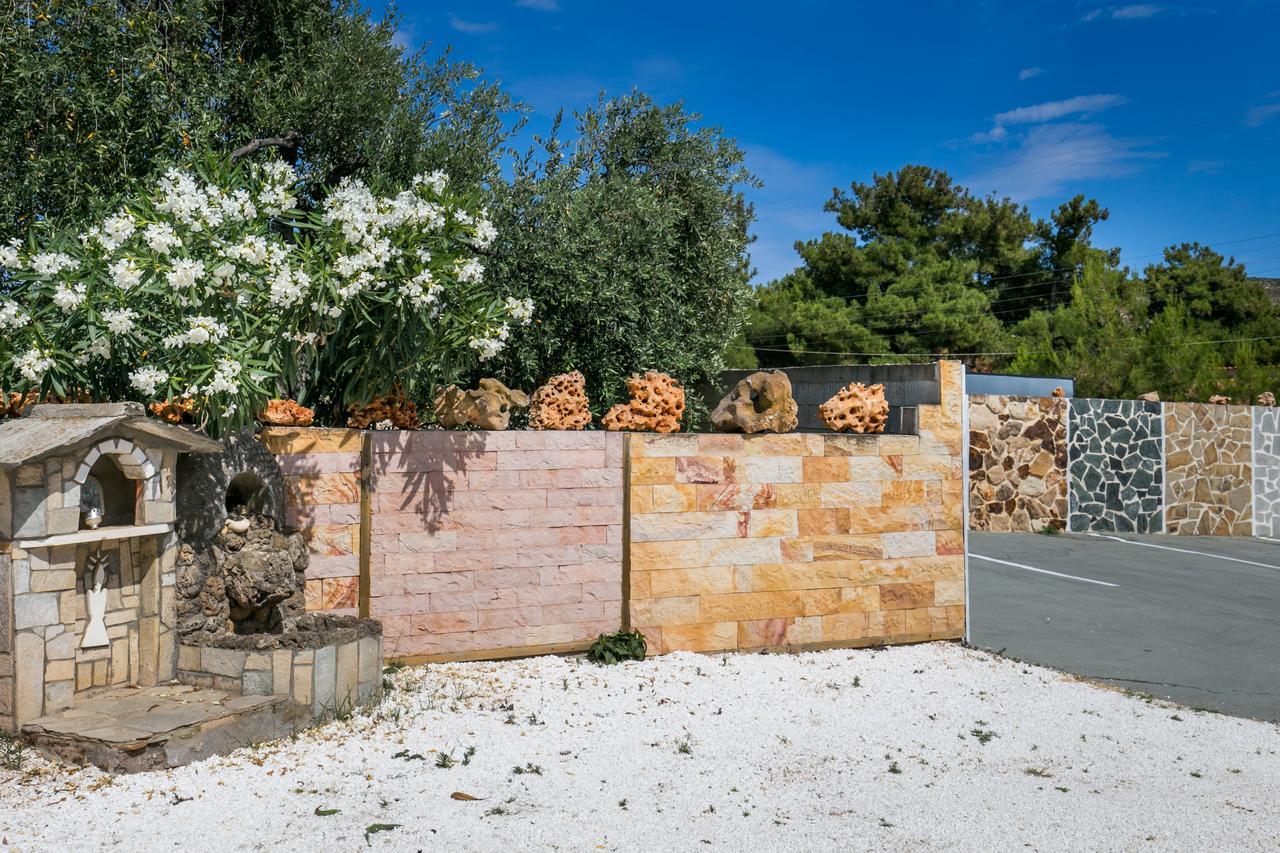 Villa Dimitris Потос Екстер'єр фото