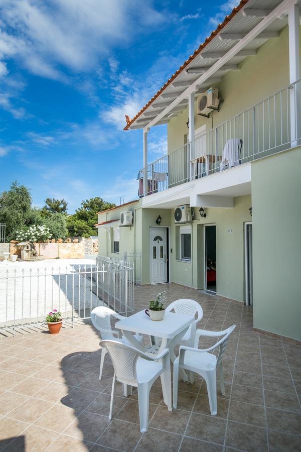 Villa Dimitris Потос Екстер'єр фото